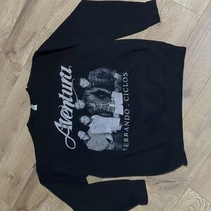 Aventura Cerrando ciclos tour 2024 sweatshirt Women's Size XL